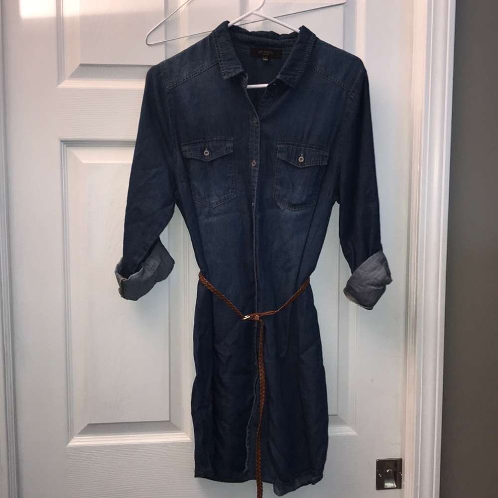 Denim boutique dress with belt